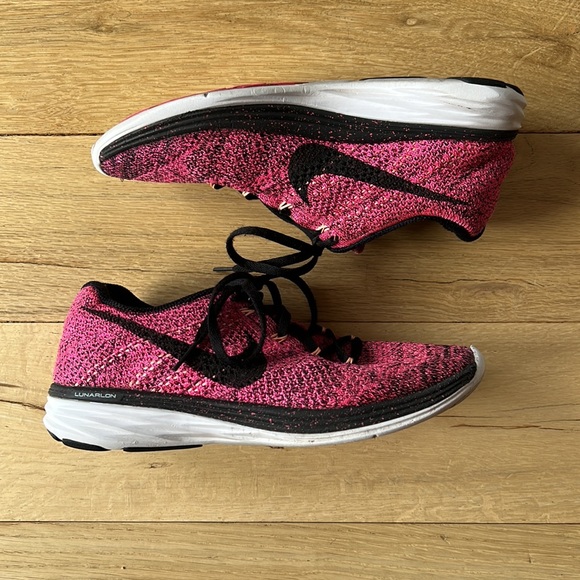 Women’s Nike Pink Flyknit Lunar 3 Running Shoes Sz. 7.5 Sneakers Workout Gear - Picture 2 of 8